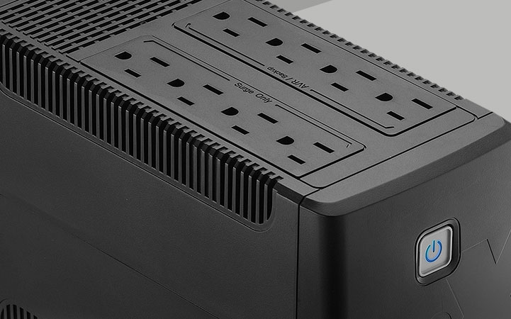 UPS Xtech XTP-511 de 500 VA y 250 Watts