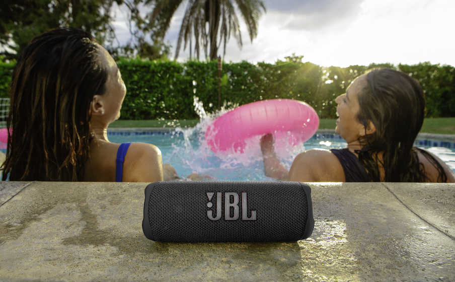 Bocina Recargable Bluetooth JBL Flip 6 de Color Gris