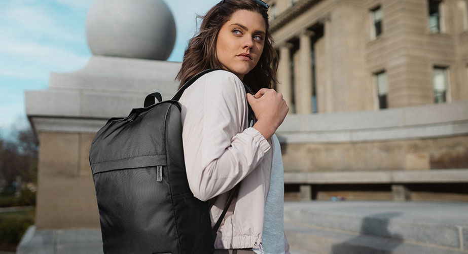 Mochila Xtech Leiden de Color Negro