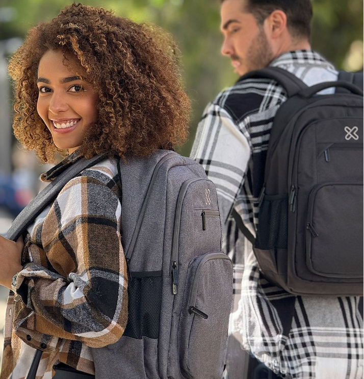 Mochila Klip Xtreme Stendal de Color Gris