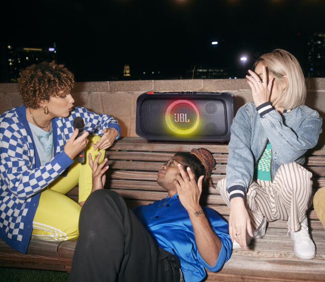 BOCINA JBL PARTYBOX ON-THE-GO ESSENTIAL