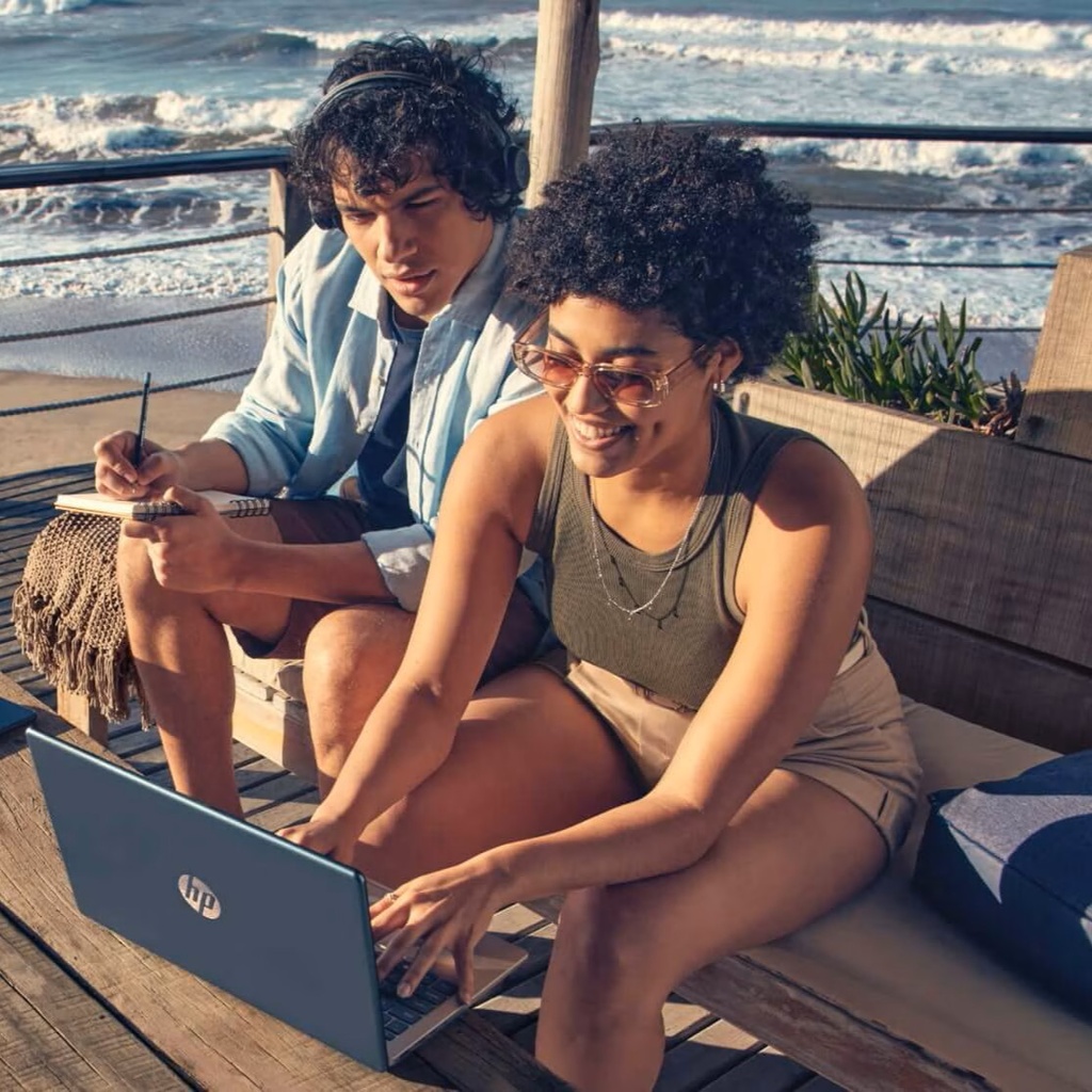 Laptop HP 14-dq6012dx Sky Blue de Color Azul