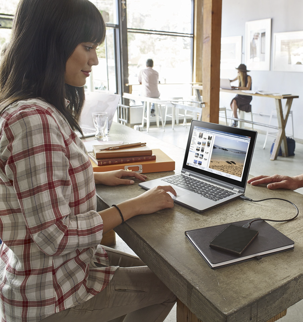 Disco Duro Externo USB 3.0 Seagate Portable Drive Black Negro de 2 TB